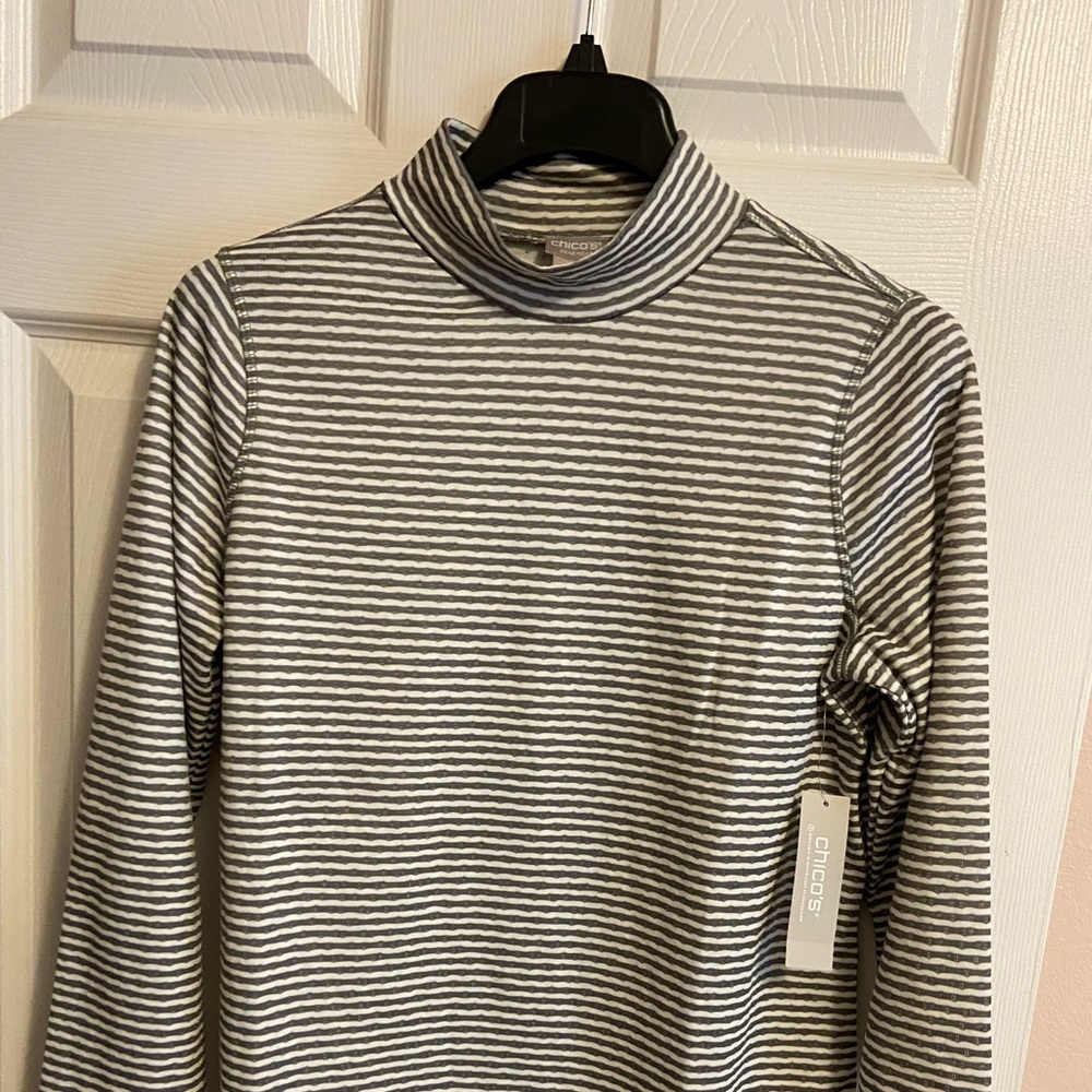 Chico’s mock neck tunic top